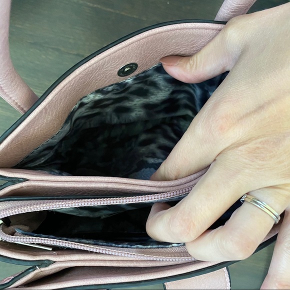 | PURSE | - Picture 5 of 7